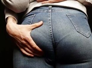 Jeans spanked Story: Pull